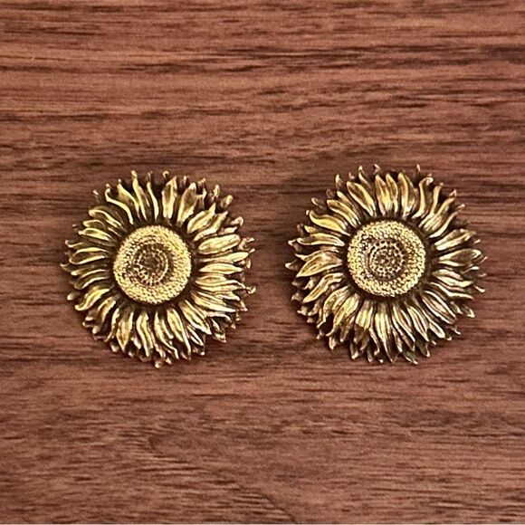 Vintage Sunflower Clip On Earrings - Picture 1 of 3